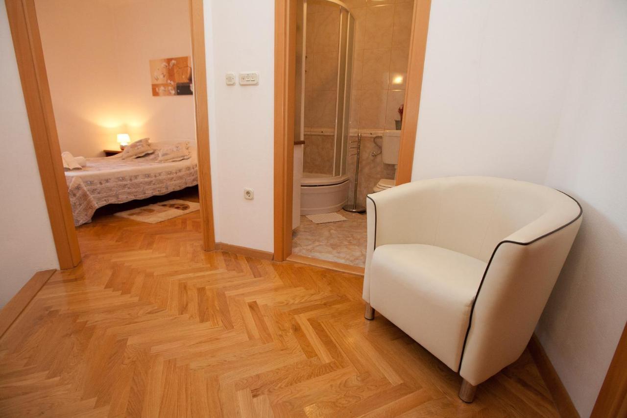 Apartments Guc Preko Eksteriør bilde